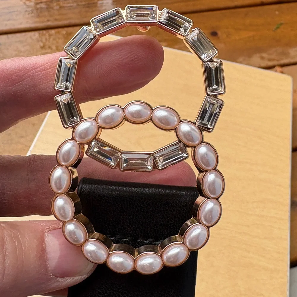 Vince Camuto Black Double Circle Faux Leather, Pearl, Crystal Detail Belt NWOT - Picture 2 of 14